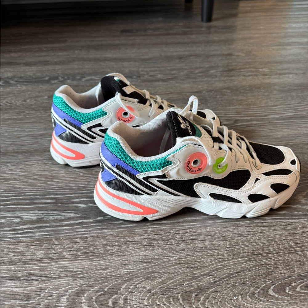 Adidas Women's Multicolor Sneakers
